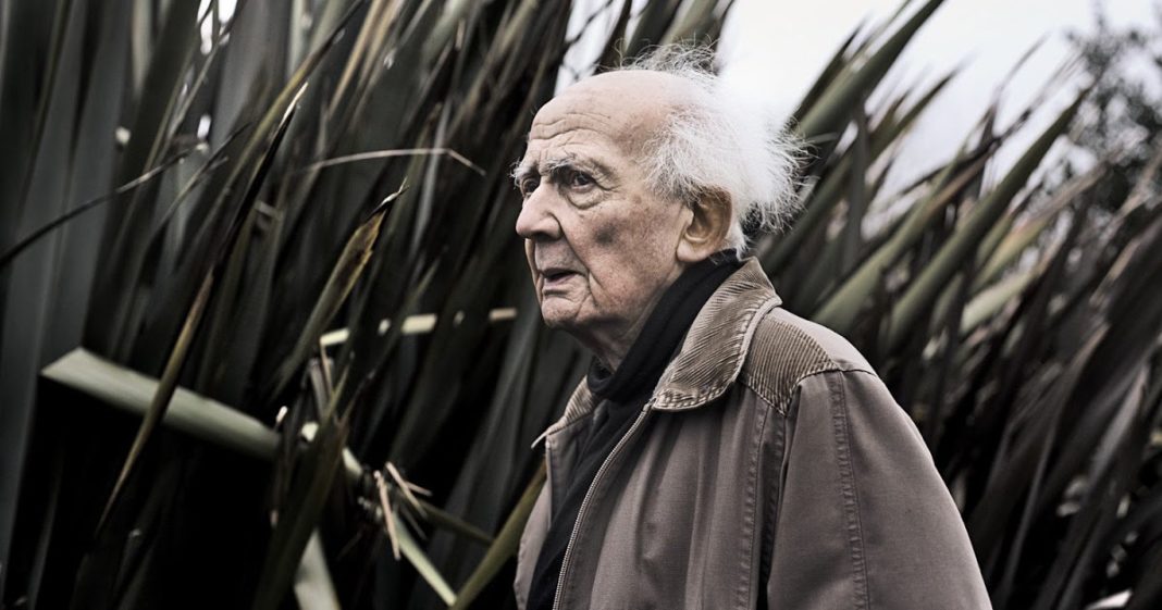 ZYGMUNT BAUMAN: VIVEMOS TEMPOS LÍQUIDOS. NADA É PARA DURAR