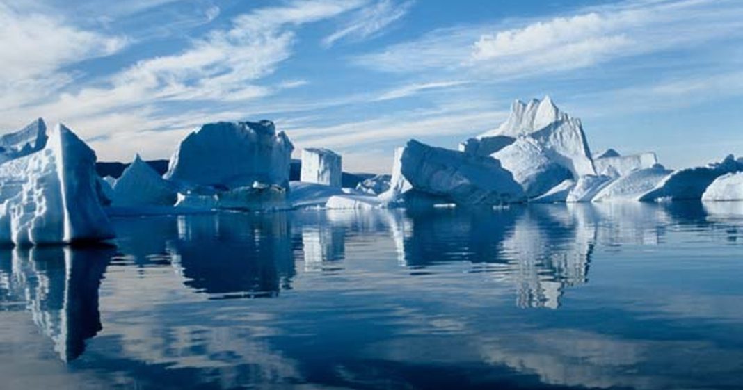 Ártico tem ano recorde de calor e derretimento maciço de gelo