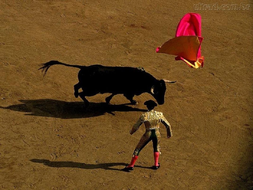 NÃO BATA DE FRENTE. VIVE MAIS QUEM APRENDE A DEIXAR DE LADO E SEGUIR ADIANTE