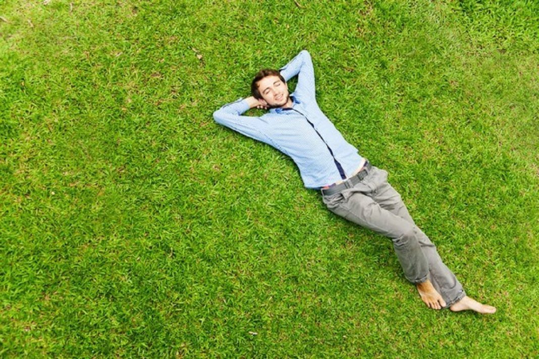 7 exercícios de relaxamento para (finalmente) afastar a ansiedade