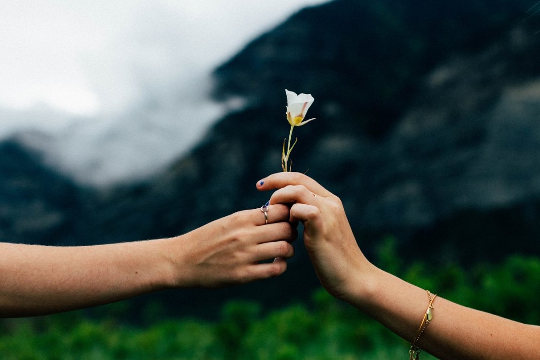 “Duas pessoas que se amaram muito têm que ser amigas, senão o mundo fica cruel demais”