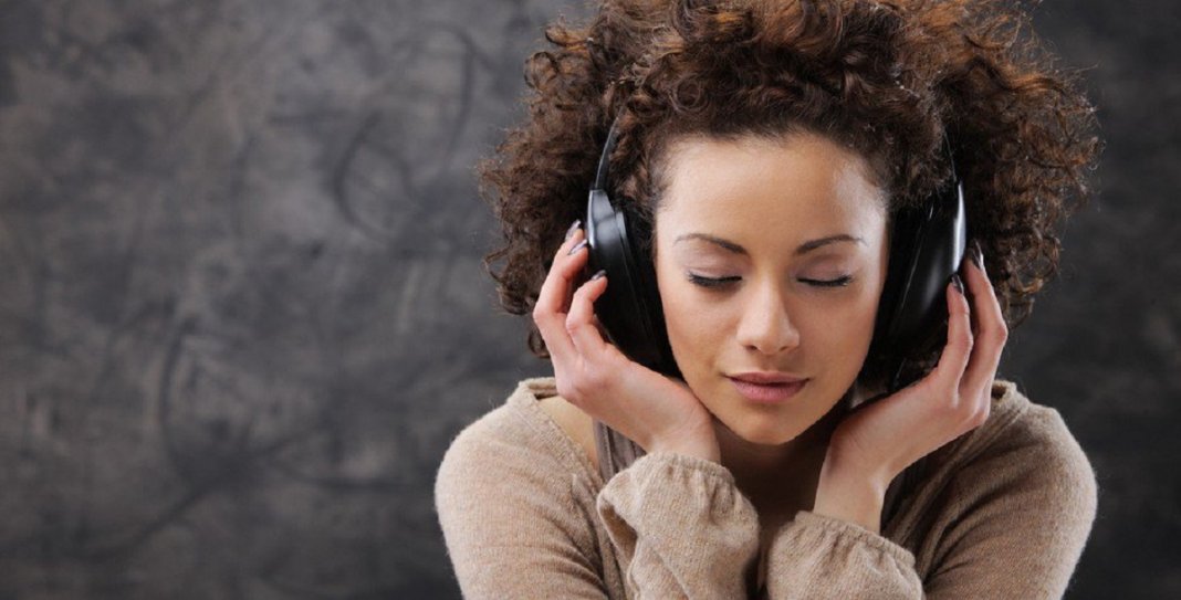 Pessoas que se arrepiam ouvindo música têm cérebro especial