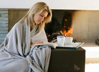 A madrugada pertence aos apaixonados, aos sonhadores e aos leitores