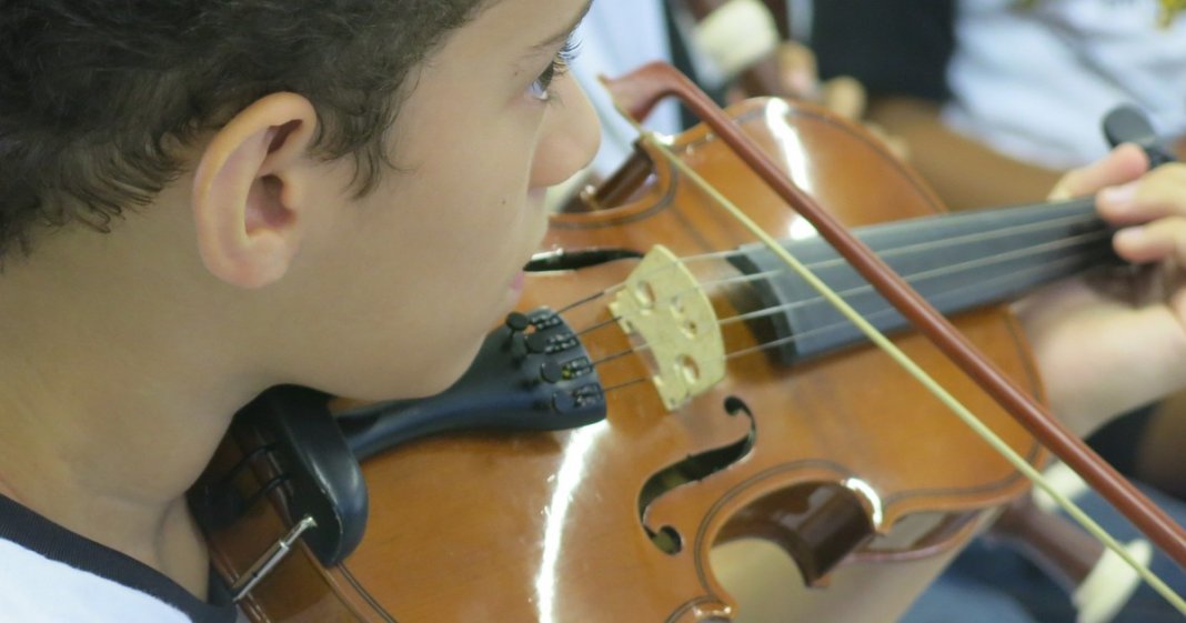 Crianças com formação musical possuem melhor gerenciamento do cérebro