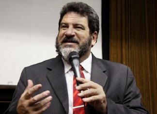 “Não basta ter informação, é preciso saber o que fazer com ela” por Mario Sergio Cortella