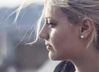 Esse ano jogue no mar do esquecimento as dores, os machucados, as ilusões, e nunca vá lá pesca-los de volta