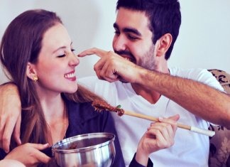 5 coisas que um marido deve fazer para a esposa sem ela pedir (e vice-versa)