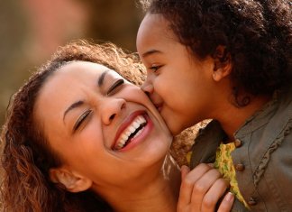 É bom ter mãe quando se é criança, e também é bom quando se é adulto – Martha Medeiros