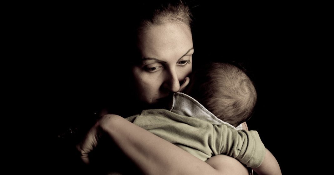 ‘As mães precisam ser cuidadas’, afirma psicanalista sobre os desafios pós-parto