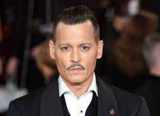 “Eu desci tão fundo como nunca imaginei”, relatou Johnny Depp sobre depressão.