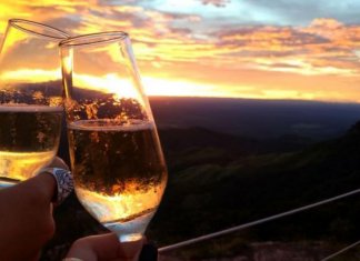 Não assista o pôr do sol comigo se você não planeja assistir o nascer do sol também