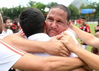 O luto coletivo: uma forma de cada um chorar as próprias dores