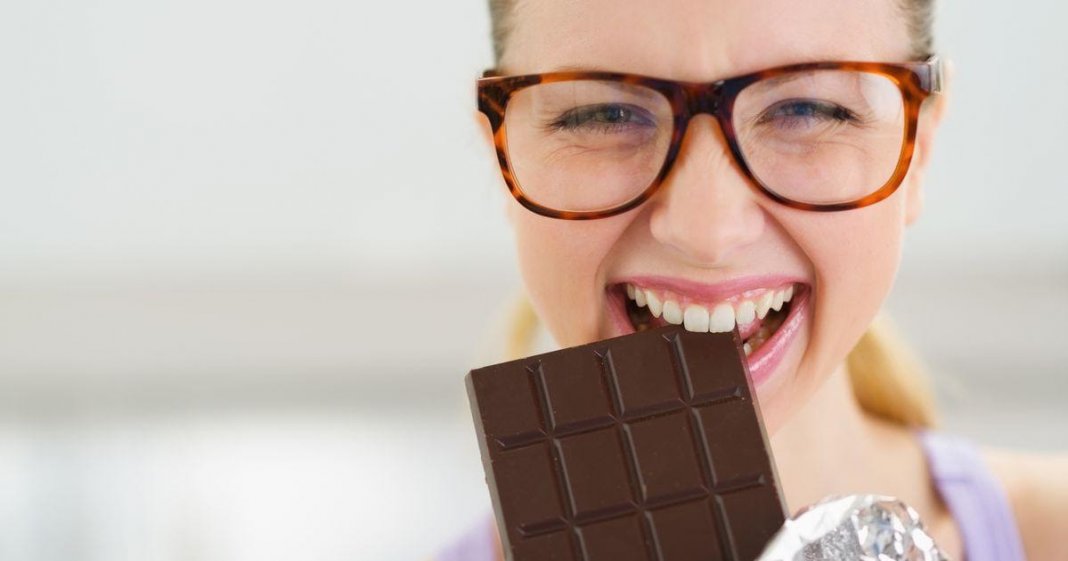 Comer chocolate faz bem ao seu cérebro, revelam neurocientistas