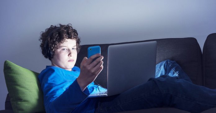 midias-sociais-estao-ligadas-ao-aumento-dos-transtornos-mentais-em-adolescentes-aponta-pesquisa