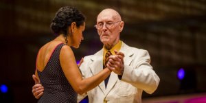 resilienciamag.com - Ele lutou na Segunda Guerra Mundial e agora, aos 99 anos, competiu na Copa do Mundo de Tango