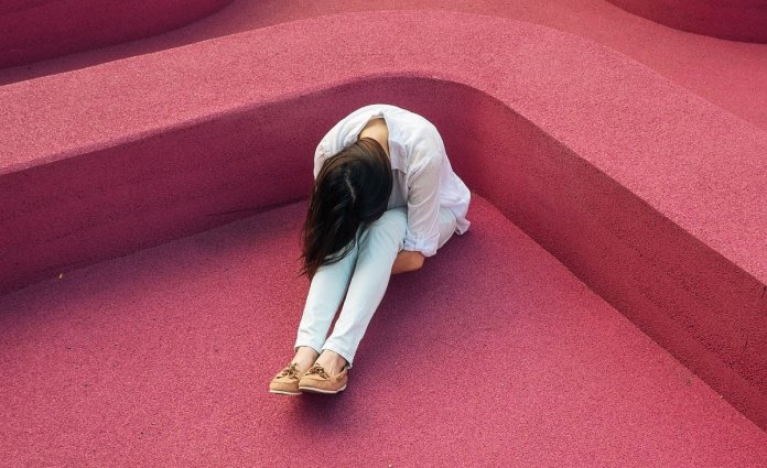 girl-863686_1920