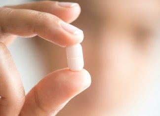 Pílulas anticoncepcionais podem ajudar mulheres a se lembrar menos de informações negativas