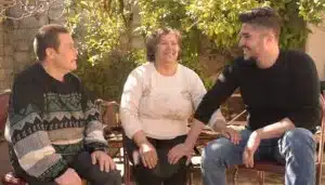 resilienciamag.com - Estudante da S&iacute;ria diz como foi ser criado por um pai com s&iacute;ndrome de Down e compartilha fotos emocionantes!