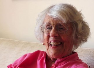 Aos 101 anos, essa mulher lançou sua primeira coleção de poemas