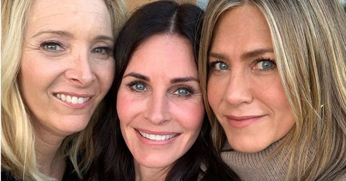 jennifer-aniston-volta-ao-instagram-para-comemorar-25-anos-de-friends-e-consegue-6-milhoes-de-seguidores-em-um-dia