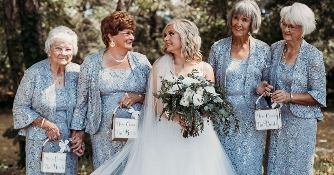 Noiva convida suas 4 avós para serem suas madrinhas de casamento!