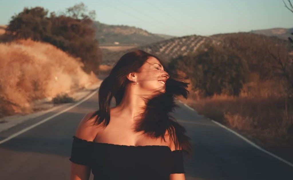 quando-percebi-que-nao-deveria-esperar-a-valorizacao-dos-outros-e-passei-a-me-valorizar-me-senti-mais-feliz