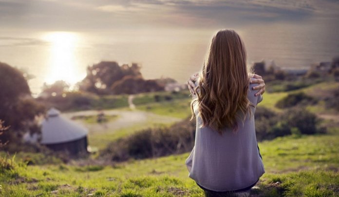 75151-lonely-girl-4k-ultra-hd-wallpaper__other