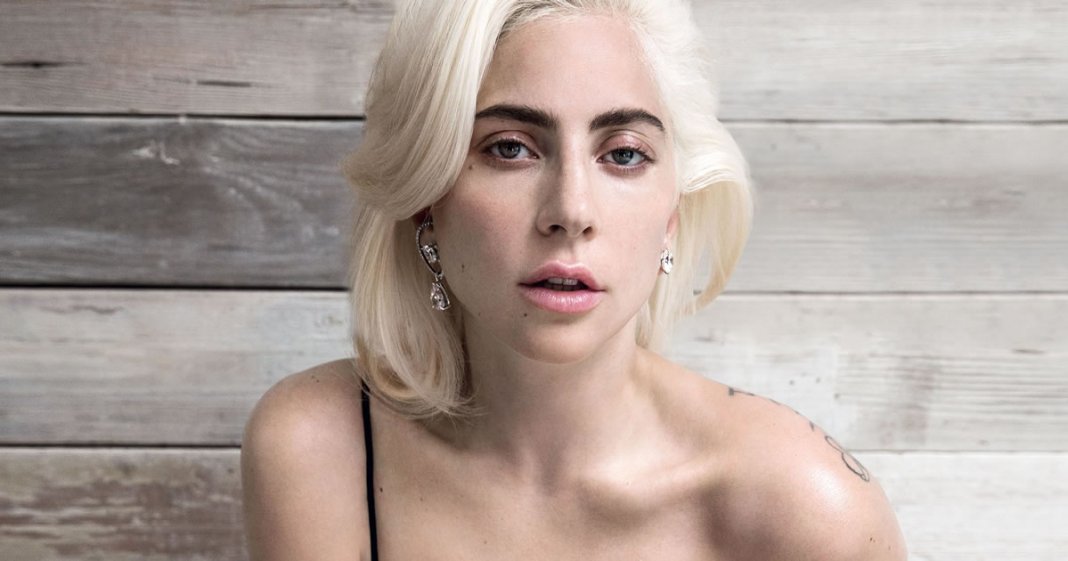 Lady Gaga se abre sobre a história com auto-mutilação: ‘eu estava com dor’
