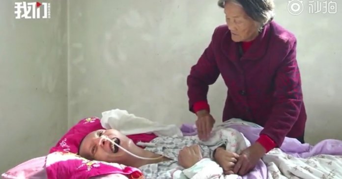 mae-ve-filho-acordar-do-coma-apos-12-anos-nunca-desisti-dele