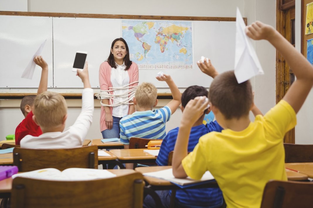 Função da Escola Não é Educar – Quem Educa Uma Criança é Pai e Mãe