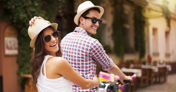 estudo-revela-casais-que-se-referem-um-ao-outro-como-nos-sao-os-possuem-um-relacionamento-mais-feliz