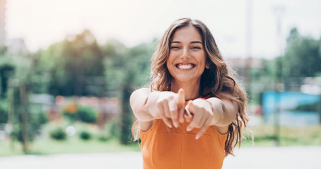 Conselhos das mulheres de 40 para as mulheres de 20:” Supere suas merdas”!