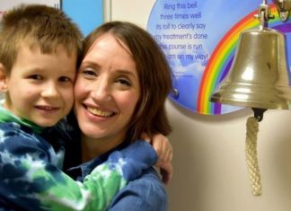 Diagnosticados com câncer ao mesmo tempo, mãe e filho se curam juntos