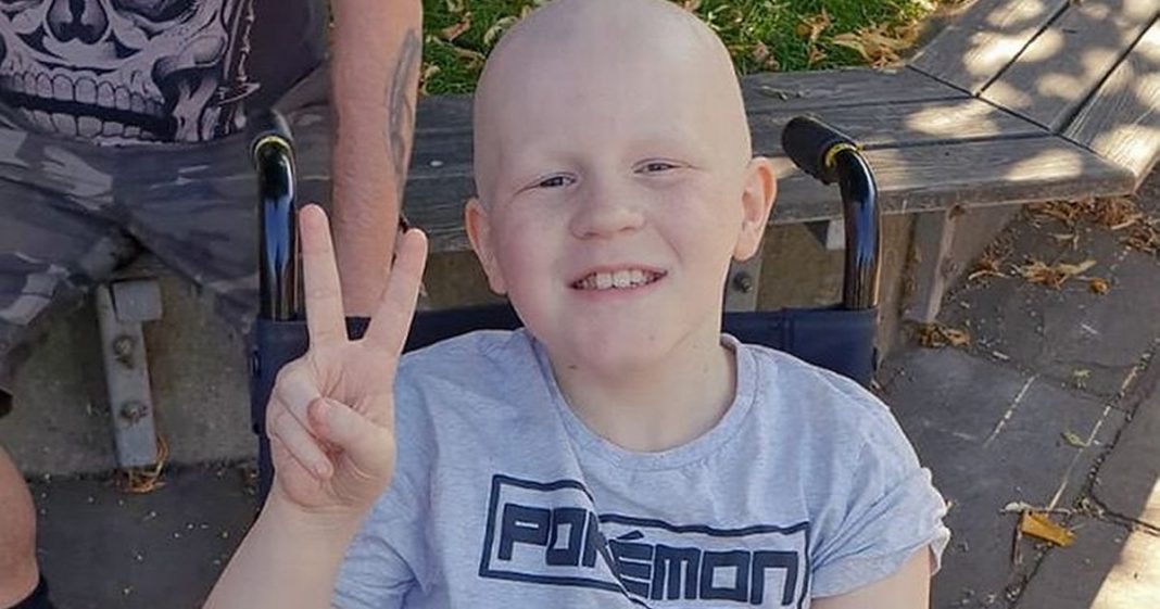 Menino de 9 anos se torna o primeiro paciente a derrotar o câncer de fígado!
