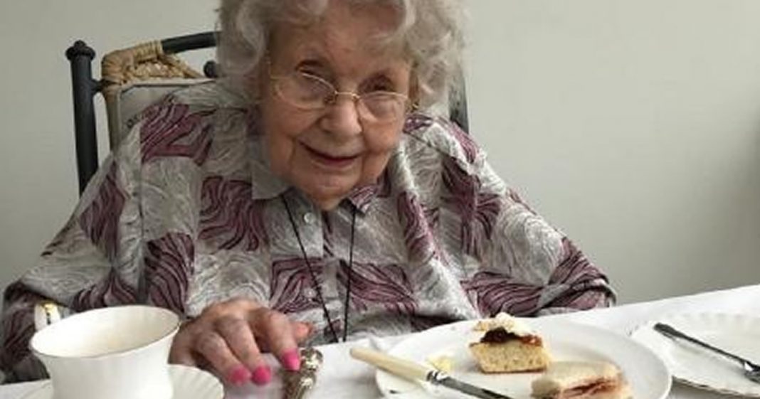 idosa-de-99-anos-esta-curada-ela-e-uma-sobrevivente