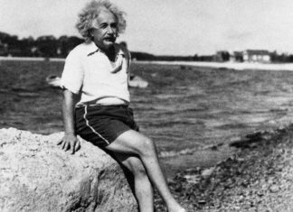 “Não podemos querer que as coisas mudem, se sempre fazemos o mesmo.”  Albert Einstein
