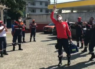 Após 9 dias na UTI, profissional do SAMU volta ao trabalho na linha de frente