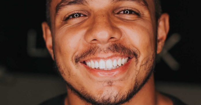ha-uma-leveza-diferente-em-quem-possui-uma-forma-de-olhar-os-outros-com-brandura ha-uma-leveza-diferente-em-quem-possui-uma-forma-de-olhar-os-outros-com-brandura