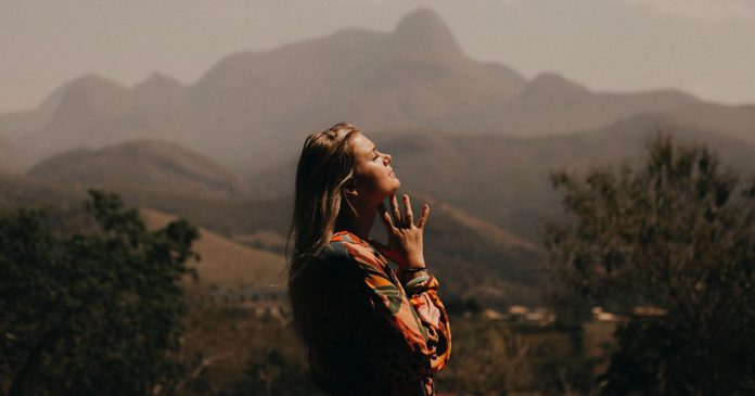 deus-sempre-ouve-as-nossas-oracoes-nos-e-que-muitas-vezes-nao-damos-ouvidos-a-ele deus-sempre-ouve-as-nossas-oracoes-nos-e-que-muitas-vezes-nao-damos-ouvidos-a-ele
