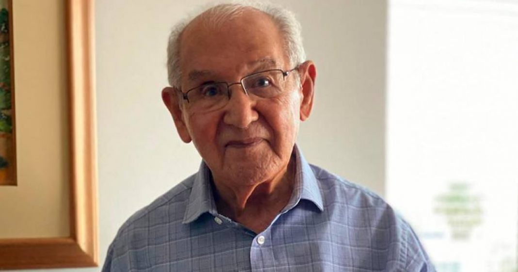 aos-104-anos-idoso-conclui-doutorado-em-plena-pandemia