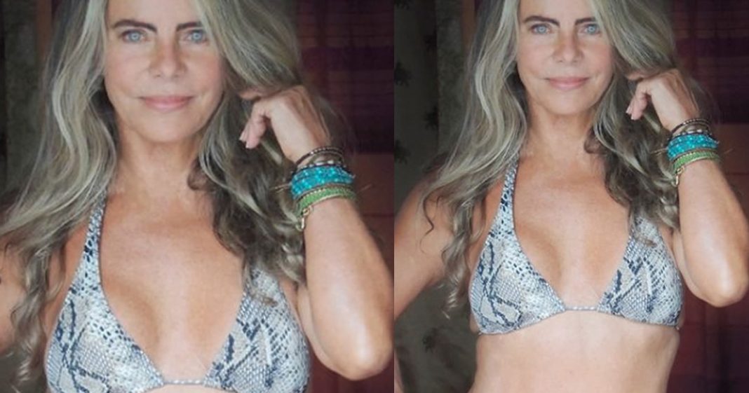 Bruna Lombardi posta foto de biquíni aos 68 anos: É como se ela tivesse a fonte da juventude!