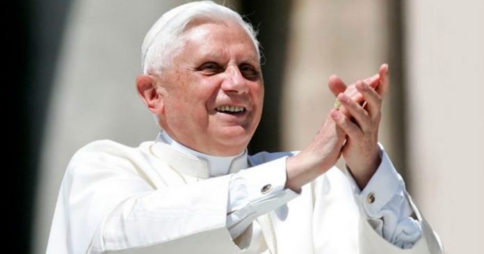 bento-xvi-nos-alertou-anos-atras-sobre-os-perigos-que-vivemos-hoje bento-xvi-nos-alertou-anos-atras-sobre-os-perigos-que-vivemos-hoje