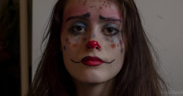 quem-vive-de-ilusao-acaba-morrendo-de-depressao quem-vive-de-ilusao-acaba-morrendo-de-depressao