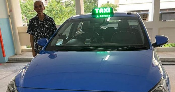 taxista-compra-um-refeicao-a-mais-todos-os-dias-para-entregar-a-quem-tem-fome taxista-compra-um-refeicao-a-mais-todos-os-dias-para-entregar-a-quem-tem-fome