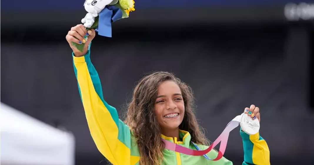 Com apenas 13 anos, ela é a mais nova medalhista olímpica da história!