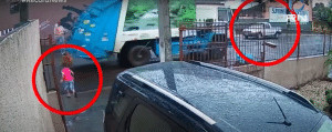resilienciamag.com - Gari pula do caminh&atilde;o de lixo e salva crian&ccedil;a de ser atropelada!