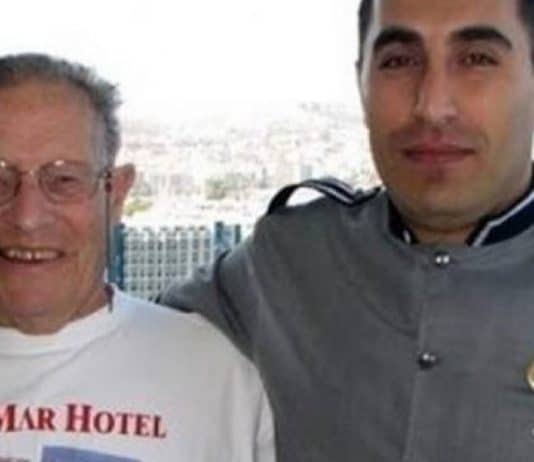 turista-deixa-heranca-para-carregador-de-hotel-onde-passava-ferias