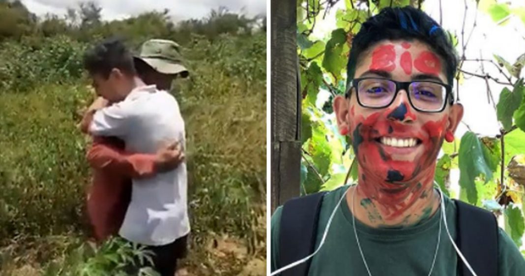 Jovem corre contar ao pai que passou em medicina enquanto ele trabalhava na lavoura; vídeo emociona