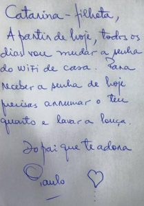 resilienciamag.com - Pai mudava a senha do Wi-Fi todos os dias e só liberava depois que a filha fizesse suas tarefas