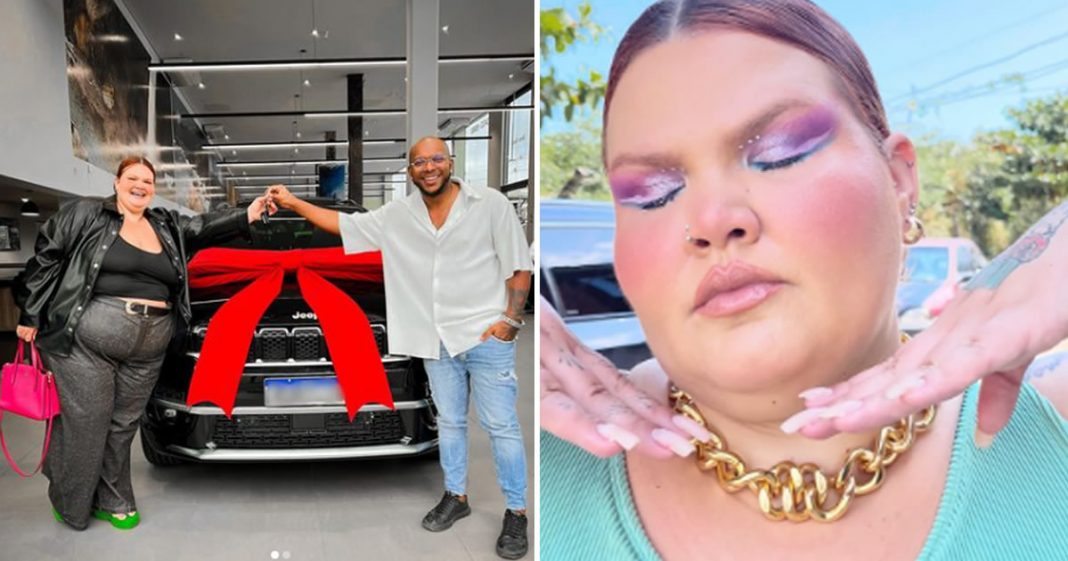 Thais Carla posta foto com carro novo e diz: Mulher gorda pode e deve realizar sonhos”